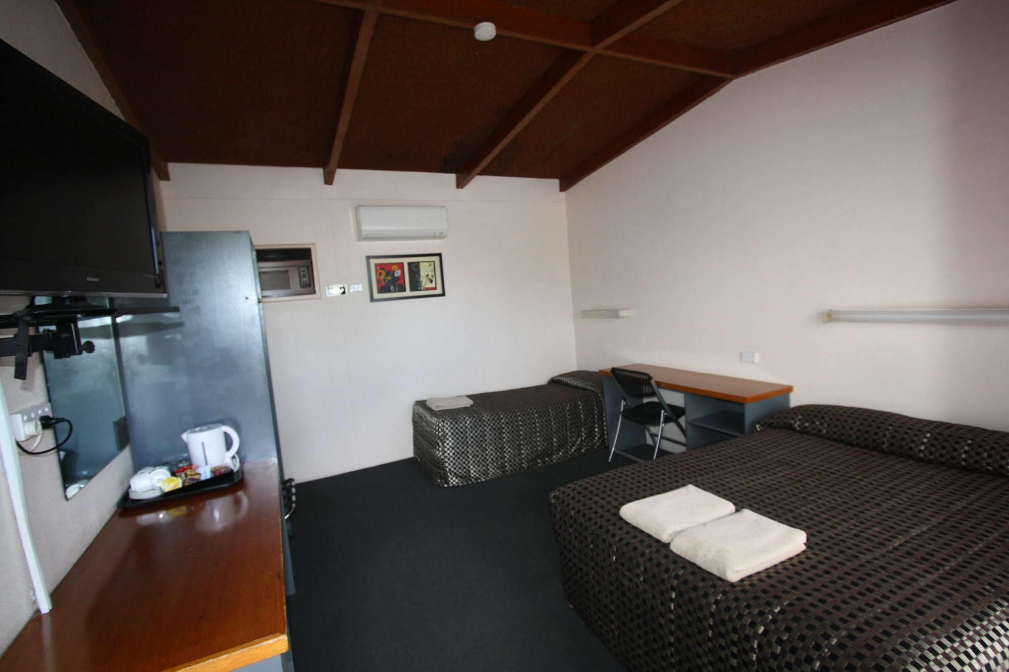 Copper City Motel Cobar Exterior photo